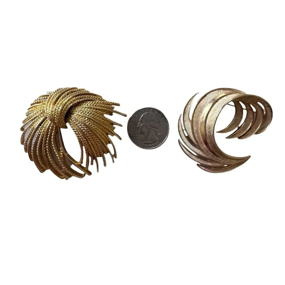 MCM Mid Century Modern 60s Vintage SET OF 2 Monet AND Crown Trifari Gold Brooch